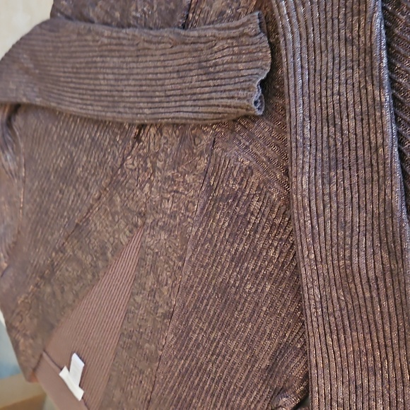 Chico's Cardigan Sweater, Size 1. - Picture 9 of 9